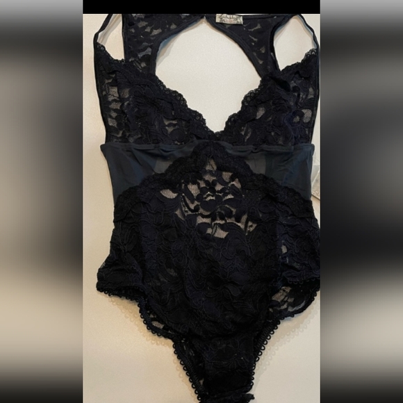 😍NWT Free People Speed Date Bodysuit😍 - Picture 5 of 8